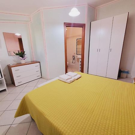 B&B Il Girasole Sant'Anna Arresi Exterior photo