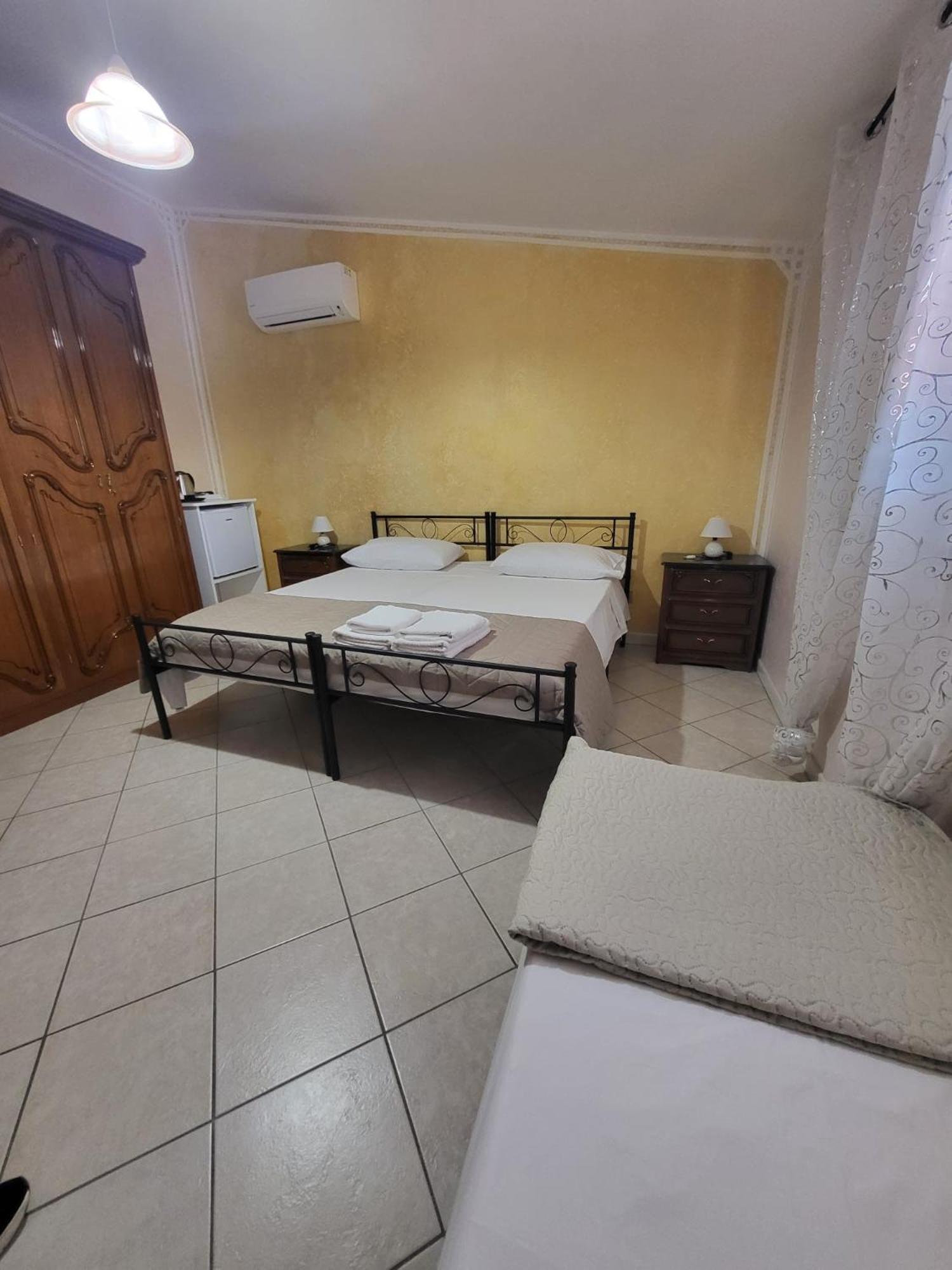 B&B Il Girasole Sant'Anna Arresi Exterior photo