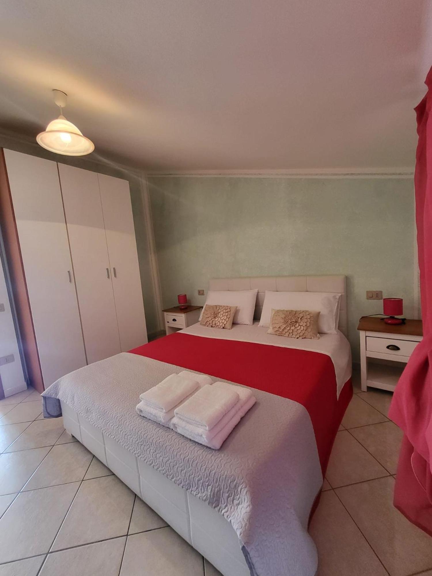 B&B Il Girasole Sant'Anna Arresi Exterior photo