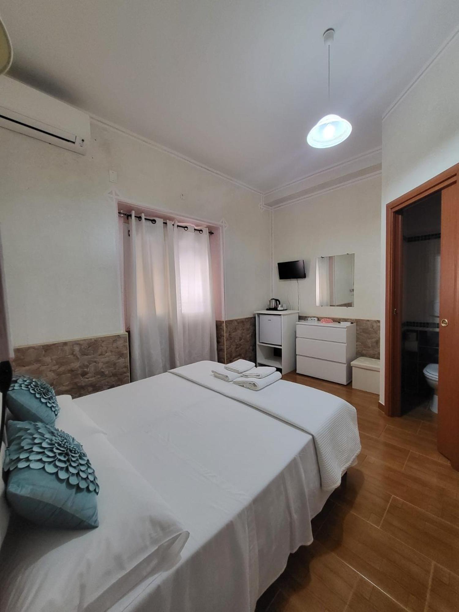 B&B Il Girasole Sant'Anna Arresi Exterior photo